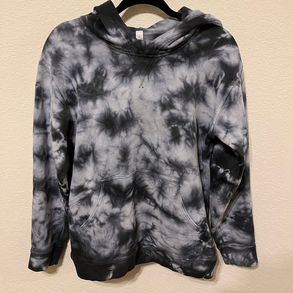 Lululemon tie dye sweatshirt size 6 oversized